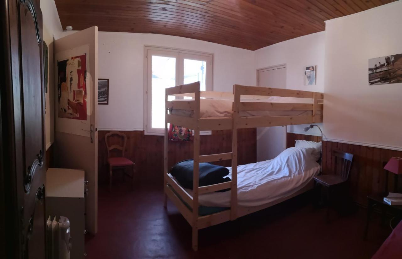 Le Gite Du Loir A Velo, Gite D'Etape, Backpacker Marcon Exterior photo