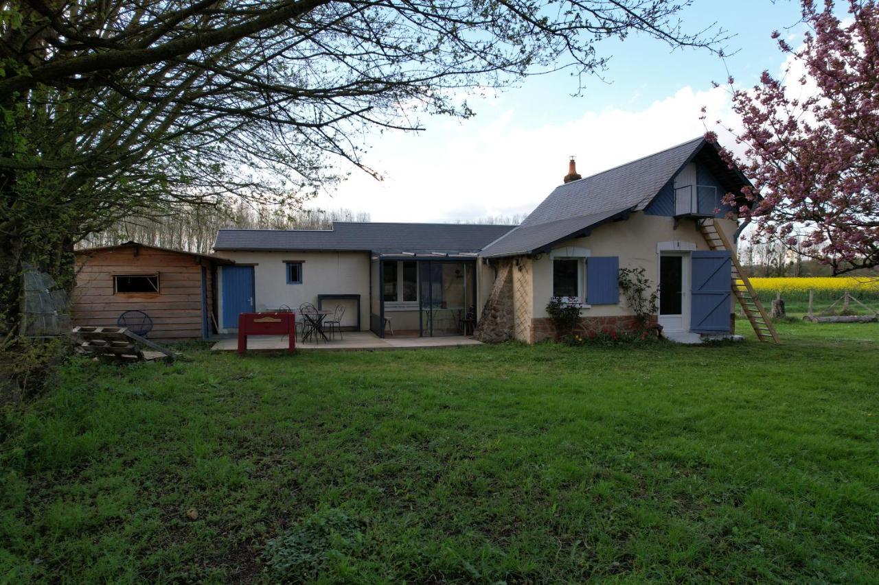 Le Gite Du Loir A Velo, Gite D'Etape, Backpacker Marcon Exterior photo